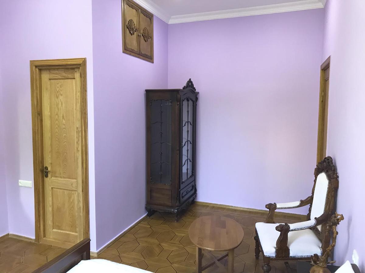 מלון קוטאיסי Wooden Museum מראה חיצוני תמונה
