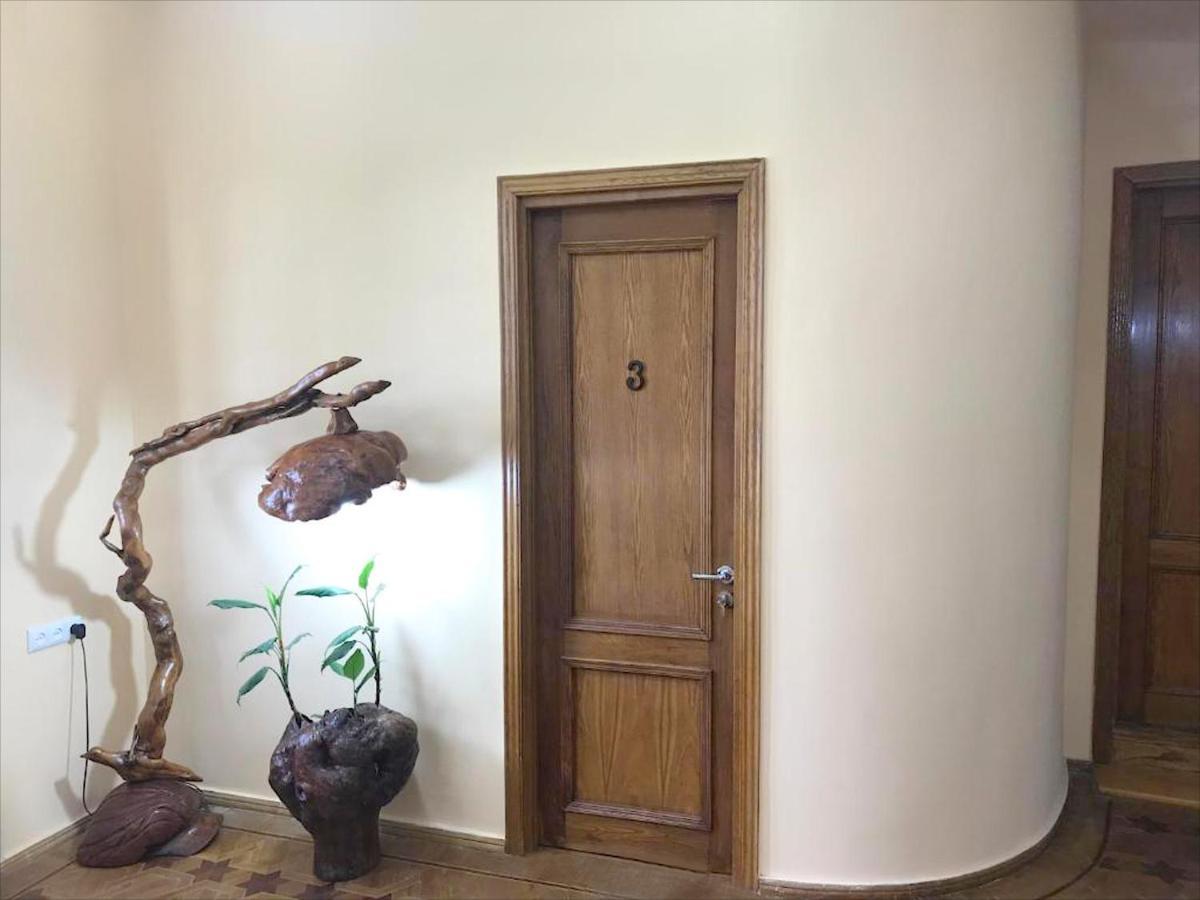 מלון קוטאיסי Wooden Museum מראה חיצוני תמונה
