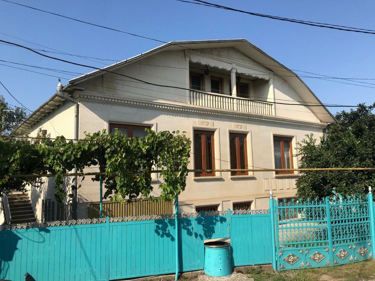 מלון קוטאיסי Wooden Museum מראה חיצוני תמונה